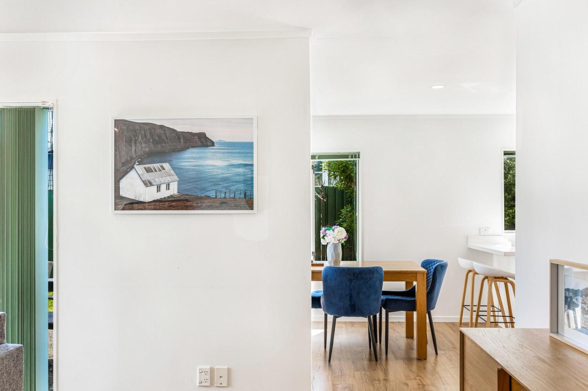 Private And Sunny 3-Bedroom Home With Parking Auckland Exterior photo