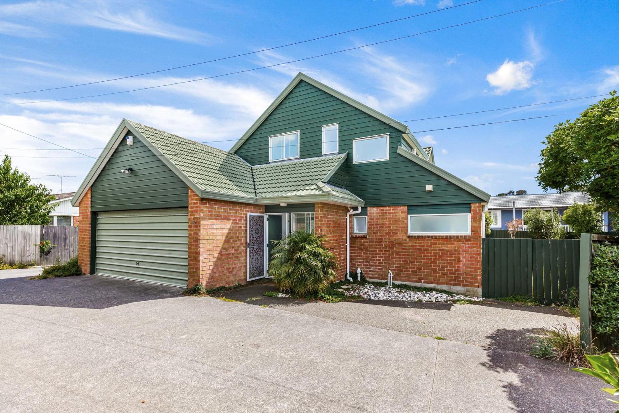 Private And Sunny 3-Bedroom Home With Parking Auckland Exterior photo